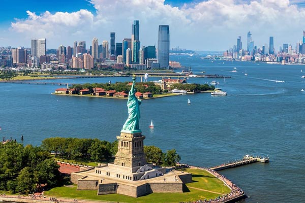 Frihetsgudinnan Frihetsgudinnan och Happy Hour-kryssning i New York biljett