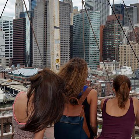 Walk the Brooklyn Bridge New York 